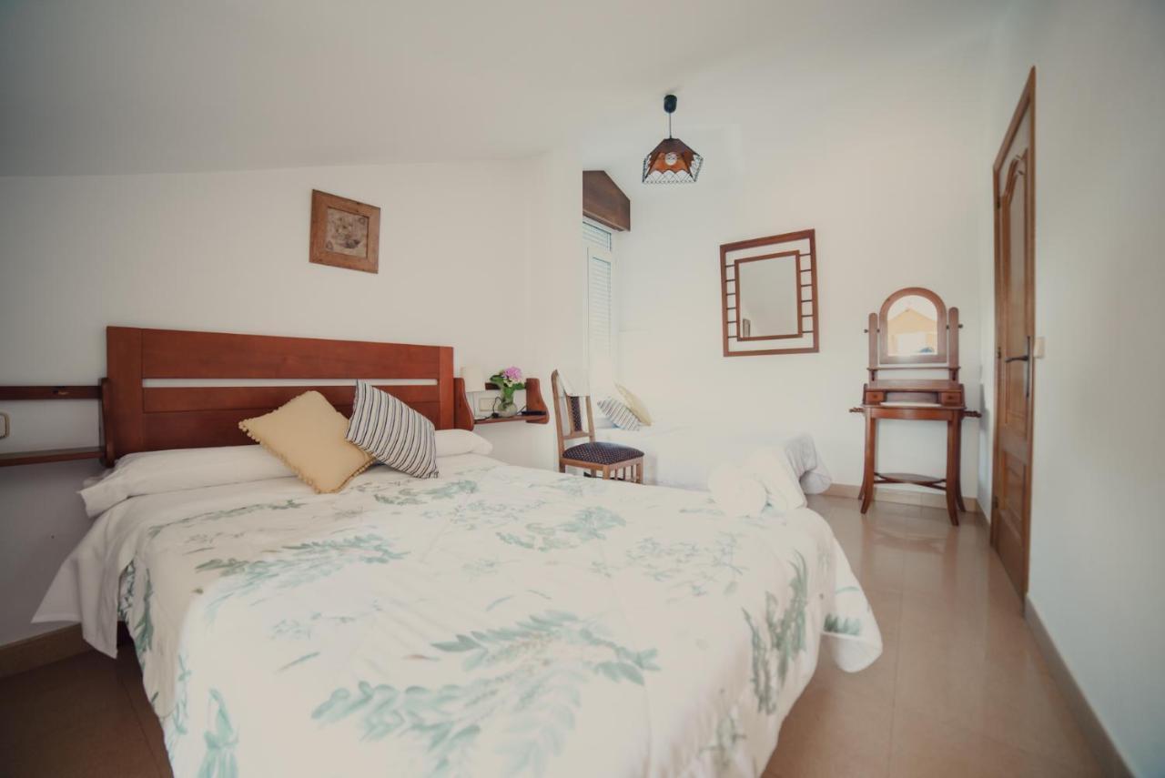 Santaia En Casal De Calma Pension O Pedrouzo Buitenkant foto